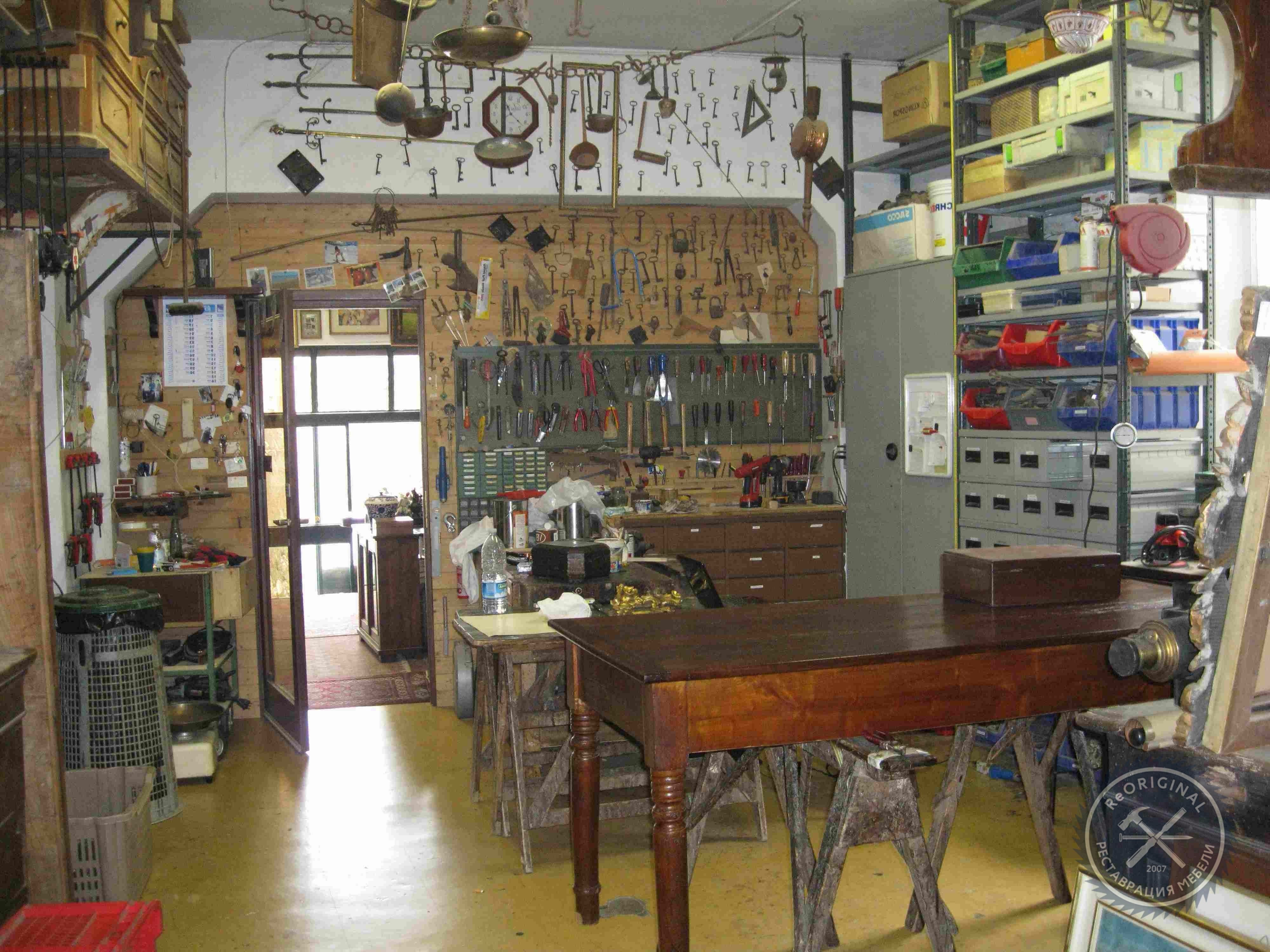 Реставрация и ремонт мебели